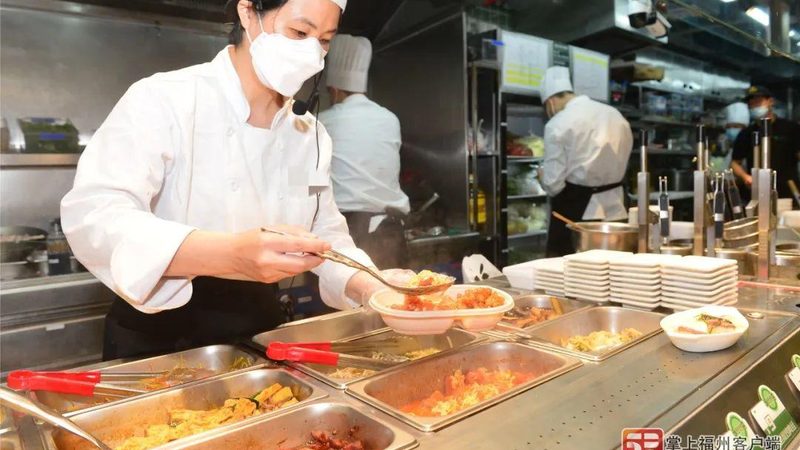 市场现状：零食种类繁多，价格参差不齐